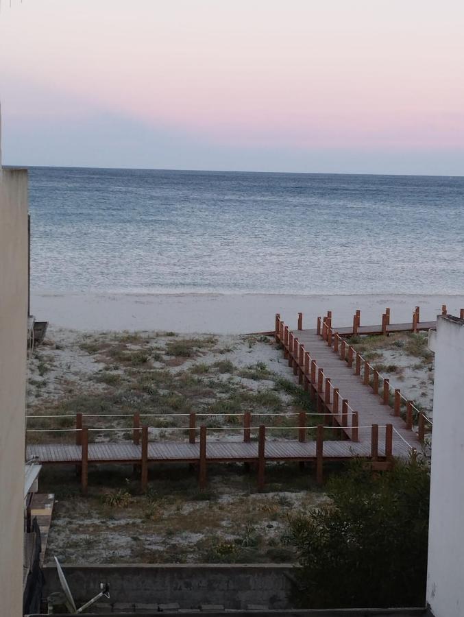Corona'S Apartment- Fronte Spiaggia La Caletta Exteriér fotografie